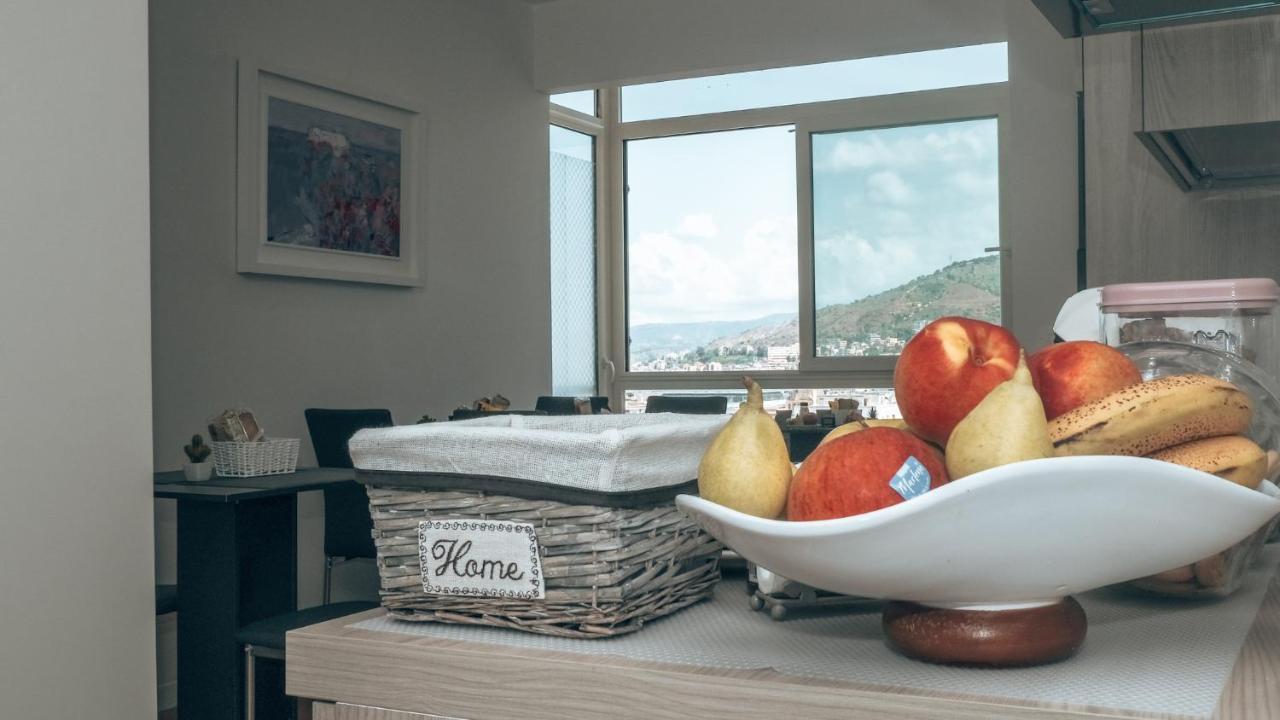 Guesthouse Aschenez Reggio di Calabria Ngoại thất bức ảnh