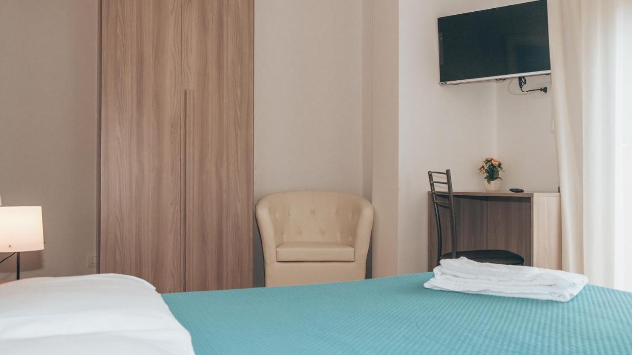 Guesthouse Aschenez Reggio di Calabria Ngoại thất bức ảnh