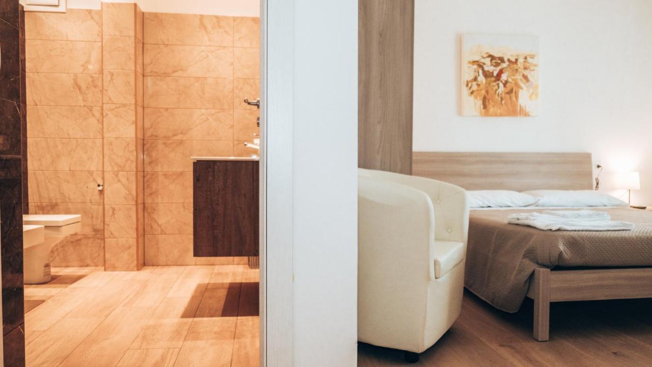 Guesthouse Aschenez Reggio di Calabria Ngoại thất bức ảnh